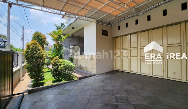 Rumah Newah Dijual Solo Baru Ada Kolam Renang