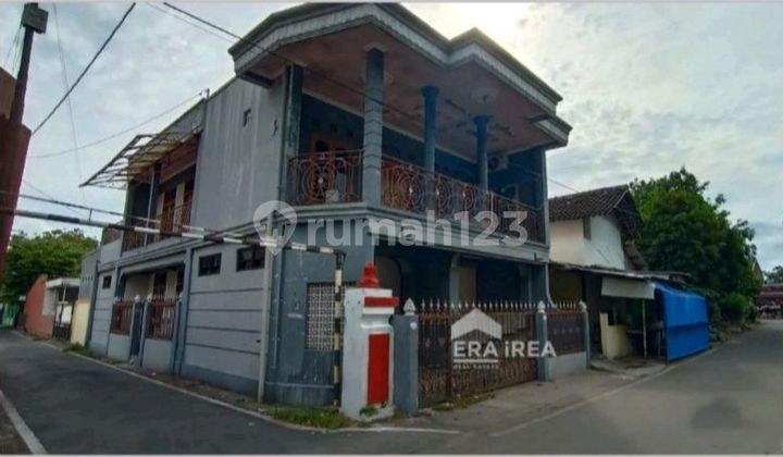 Rumah Dijual Solo di Solo Dekat Square 1