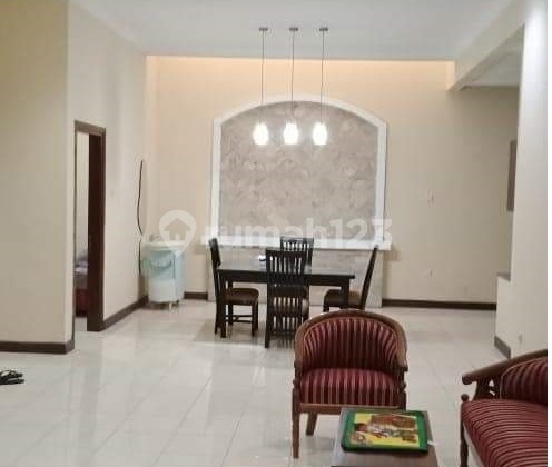 ******** House Near ******** Jih