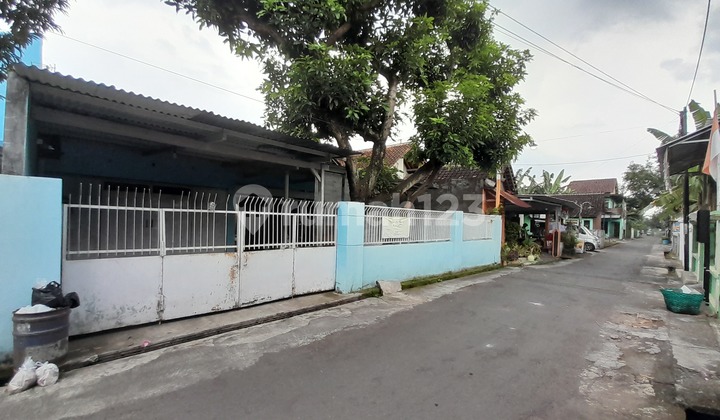 Tanah.bonus Rumah Dekat Superindo Kartosuro Surakarts Tanah.bonus Rumah Dekat Superindo Kartosuro Surakarts