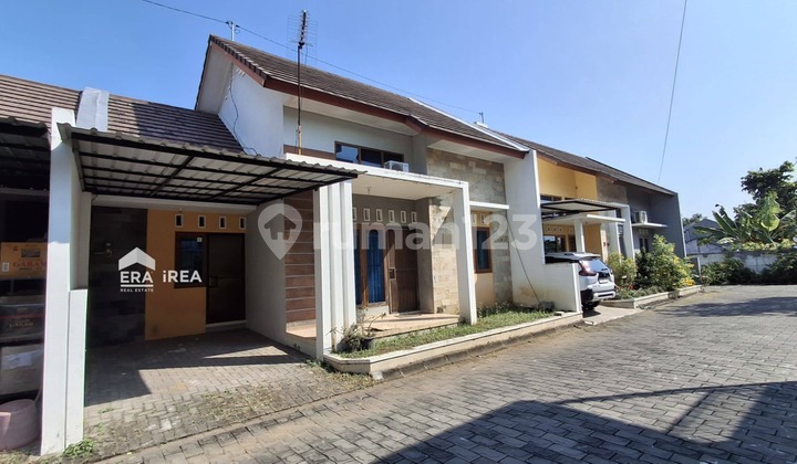 Cluster House for Sale in New Solo Near Pakuwon Mall Cluster House for Sale in New Solo Near Pakuwon Mall