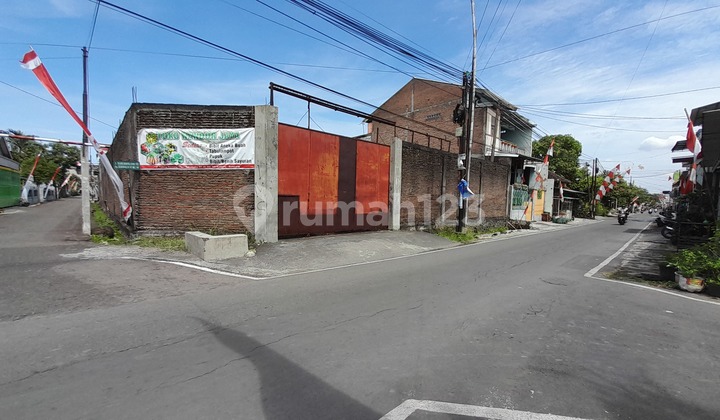 Warehouse for Rent in Kadipiro, Banjarsari, Surakarta Warehouse for Rent in Kadipiro, Banjarsari, Surakarta