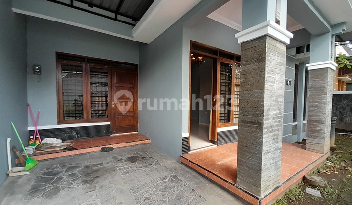 House for Rent in Solo at Fajarindah Baturan