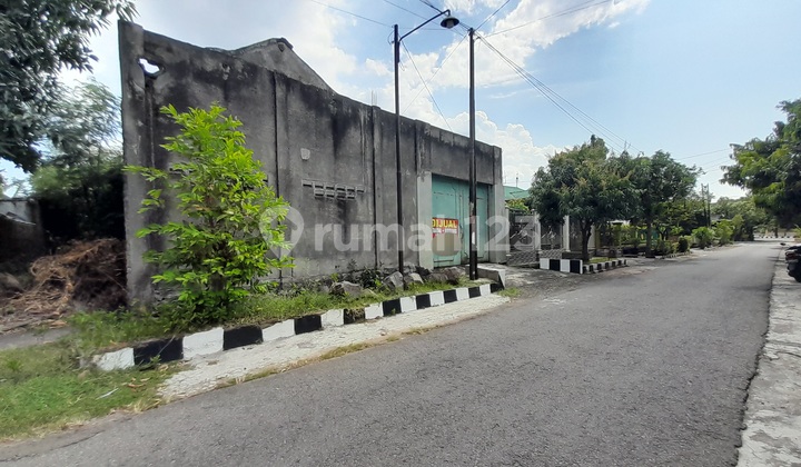 Warehouse Near Sukoharjo Market