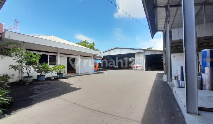 Business Space Warehouse for Sale in Blulukan Colomadu Karanganyar, Solo Business Space Warehouse for Sale in Blulukan Colomadu Karanganyar, Solo