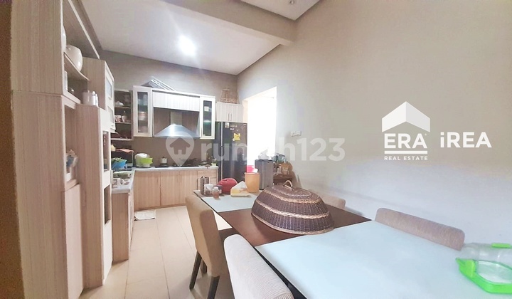 Rumah Solo Dekat Luwes Gentan