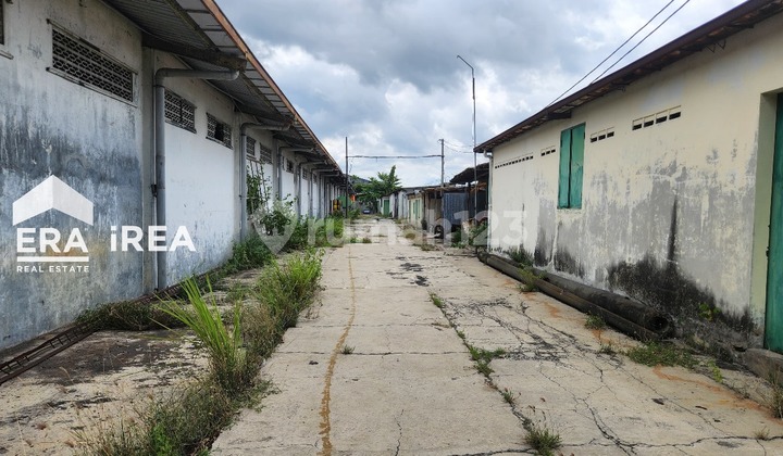 For Sale Warehouse in Solo Near UNISRI Campus