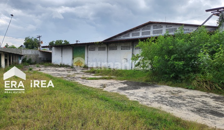 For Sale Warehouse in Solo Near UNISRI Campus