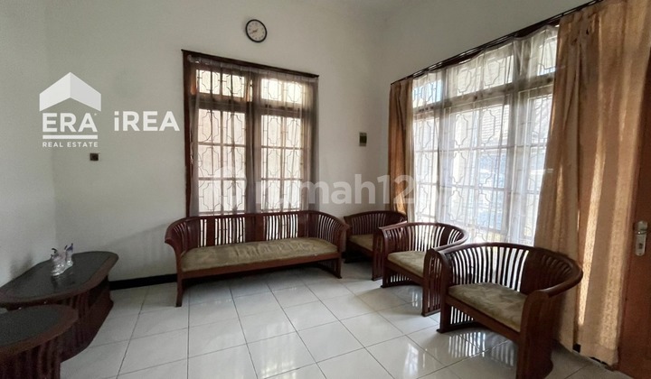 Dijual Rumah Solo Baru Siap Huni Dekat Pakuwon Mall