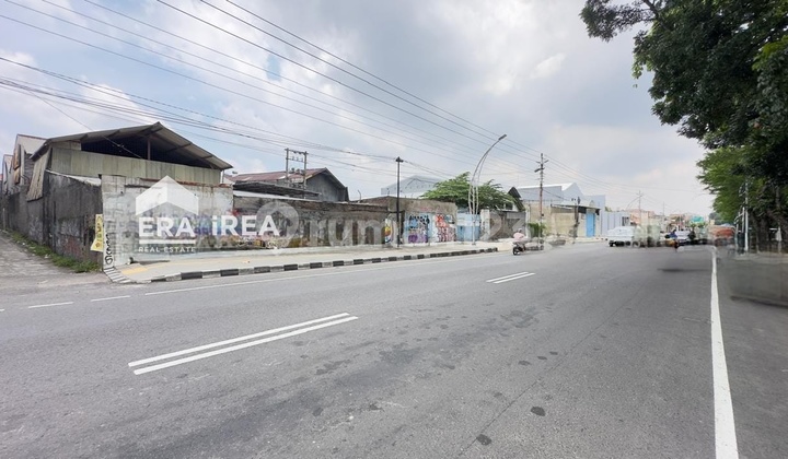 Warehouse Rent in Solo Near Pasar Gedhe Warehouse Rent in Solo Near Pasar Gedhe