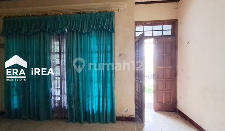 Solo City House Near UNIBA Campus 2