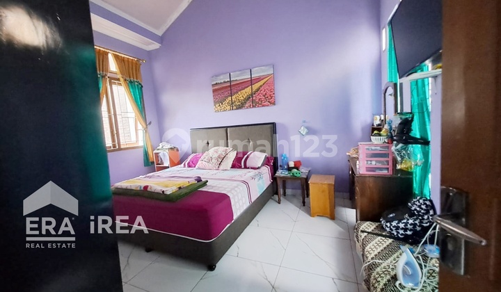 Rumah Solo Diual Dekat Kampus Atmi 2