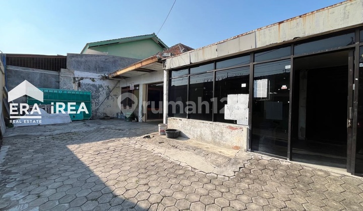Gudang Solo Dijual Dekat Pasar Gedhe
