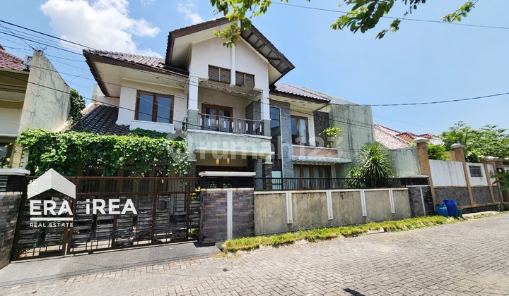 Rumah Modern Dekat Pakuwon Mall di Solo Baru