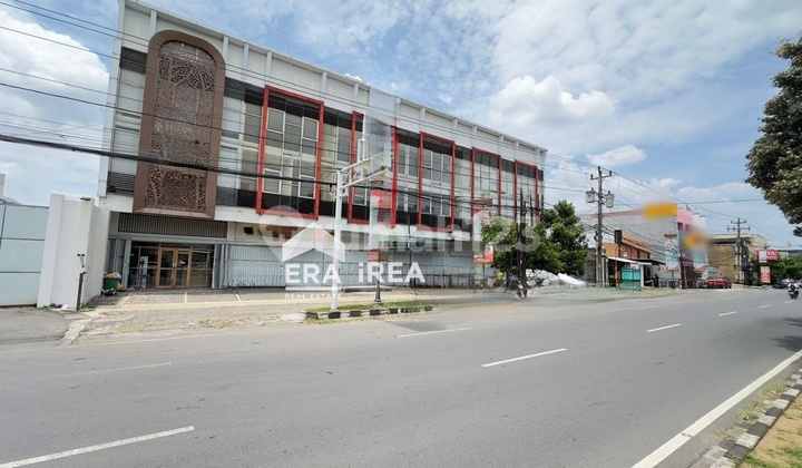 Ruko Disewakan 3 Lantai di Solo Baru Dekat The Park Mall