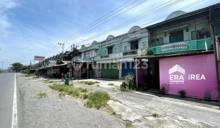 For Sale 2-Story Shop House Ready to Use Solo Near Banyundono Toll Exit 2