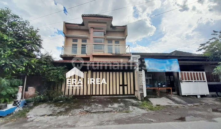 Rumah Murah 2 Lantai Dekat Superindo Banyuanyar Solo Rumah Murah 2 Lantai Dekat Superindo Banyuanyar Solo