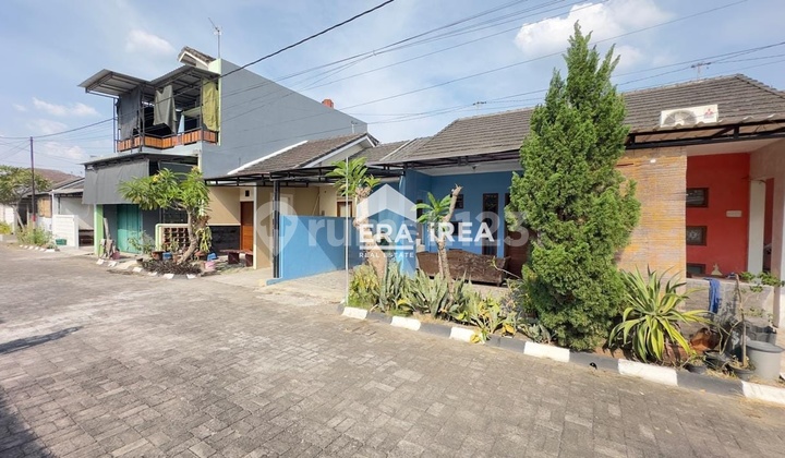 Cheap Cluster House for Sale Near Luwes Gentan Solo 2