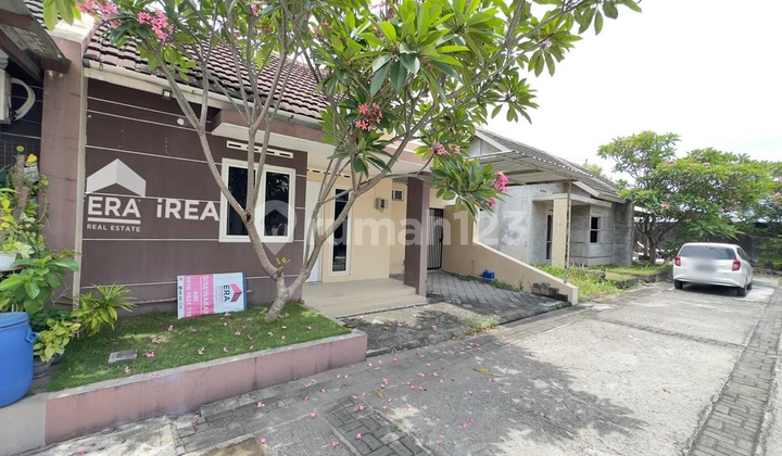 For Rent: Cheap House Near Solo Baru Business Center