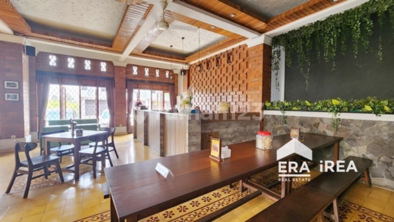 Ruang Usaha di Solo Baru Dekat Pusat Bisnis Siap Pakai