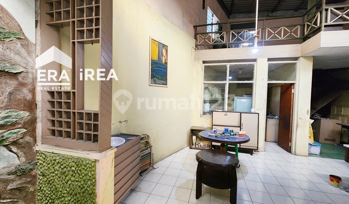 Nice House in Solo City Near Balapan Station 2