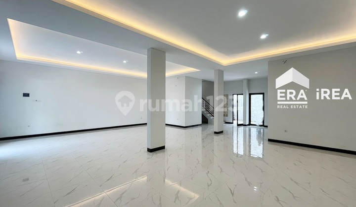 For Rent New 2-Story Commercial Space Solo Near Palur Plaza For Rent New 2-Story Commercial Space Solo Near Palur Plaza