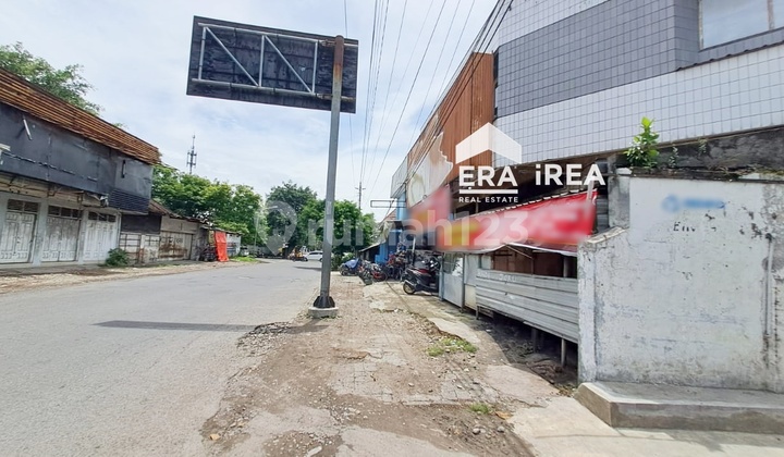 Ruang Usaha 2 Lantai Dekat Stasiun Balapan Solo