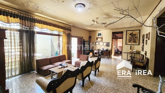 Rumah Dijual di Tengah Kota Solo Dekat Stasiun Purwosari