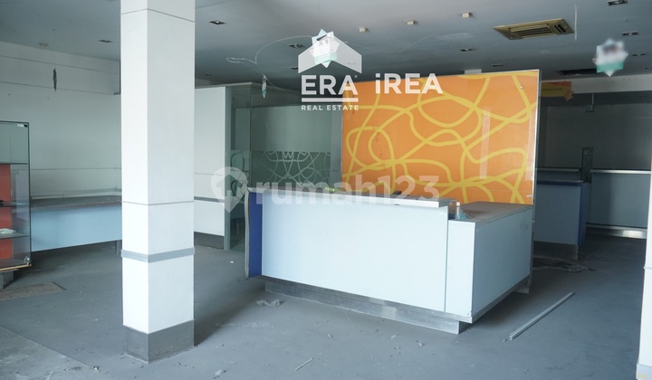 Ruko Disewakan 3 Lantai di Solo Kota Area Pusat Bisnis Ruko Disewakan 3 Lantai di Solo Kota Area Pusat Bisnis