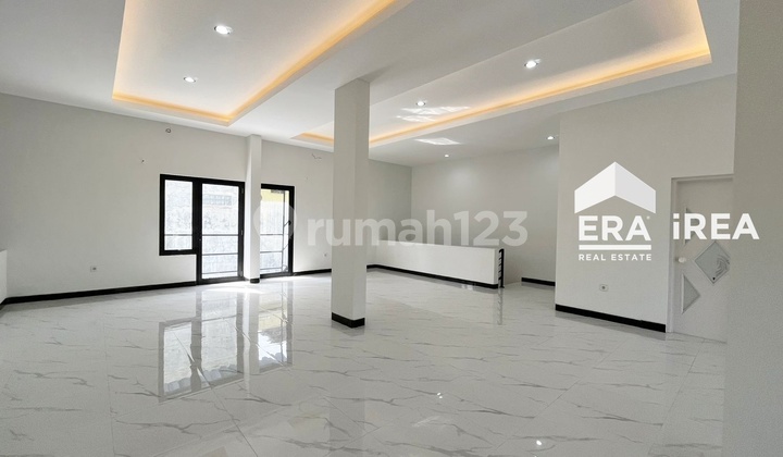 For Rent New 2-Story Commercial Space Solo Near Palur Plaza For Rent New 2-Story Commercial Space Solo Near Palur Plaza