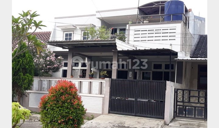 Dijual Rumah Rapi 2 Lantai di Melati Mas Serpong, Tangerang Selatan