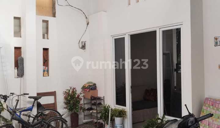 Rumah 2 Lantai di Cluster Clarita Cipondoh Kota Tangerang Rumah 2 Lantai di Cluster Clarita Cipondoh Kota Tangerang