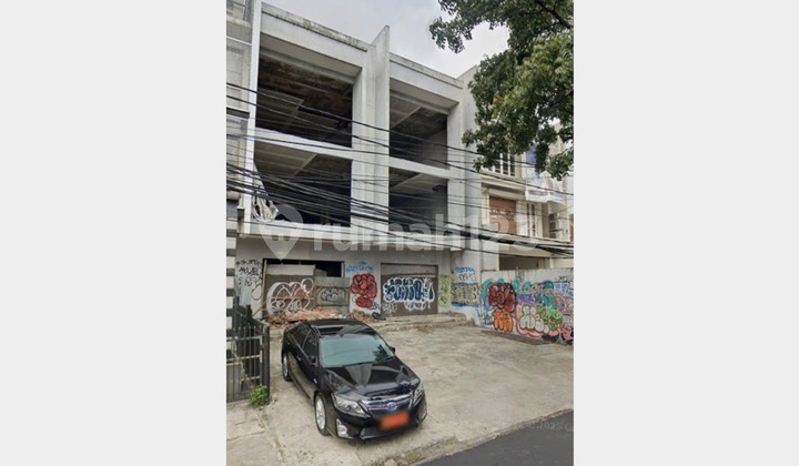 Dijual Ruko Gandeng 3,5 Lantai Luas & Strategis - Jalan Raya Bintaro Sektor 3