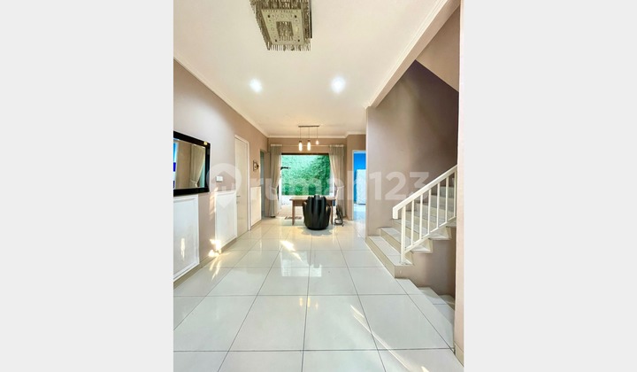 Rumah 2 Lantai Style Modern Elegan Home di Graha Raya Tangerang Selatan Rumah 2 Lantai Style Modern Elegan Home di Graha Raya Tangerang Selatan