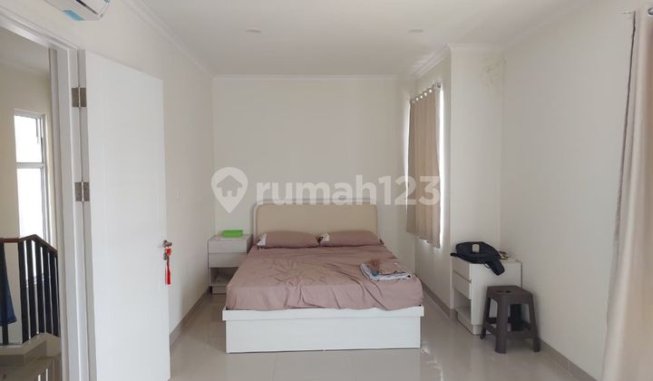 Semi-Furnished Strategic House in Agnesi Cluster Gading Serpong, Tangerang 2