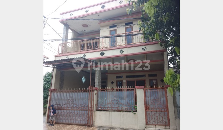 Rumah 2 Lantai di Rumah Komplek Pinang Griya Permai, Tangerang