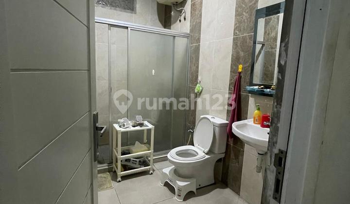 Nice House with SHM in Duri Kosambi 2