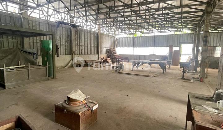 For Rent: Office and Workshop in Kresek 904.0 m² Semi Furnished