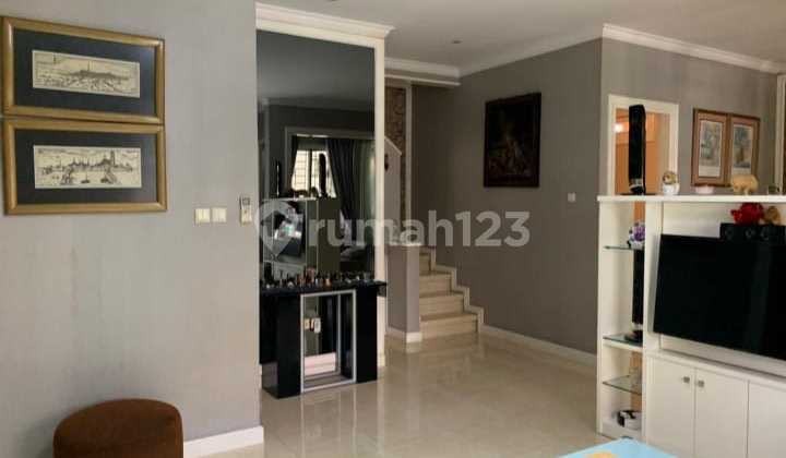 Dijual Cepat Rumah Cantik SHM di Green Lake City