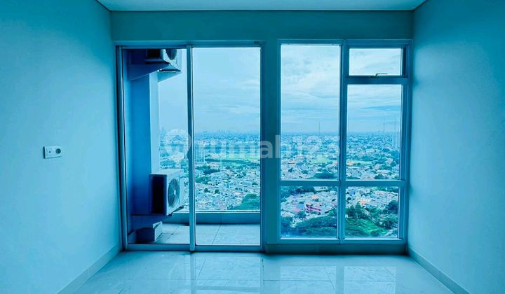 Puri Mansion Tower Crystal Apartment 2+1 Bedroom Semi Furnished, Good Condition 2