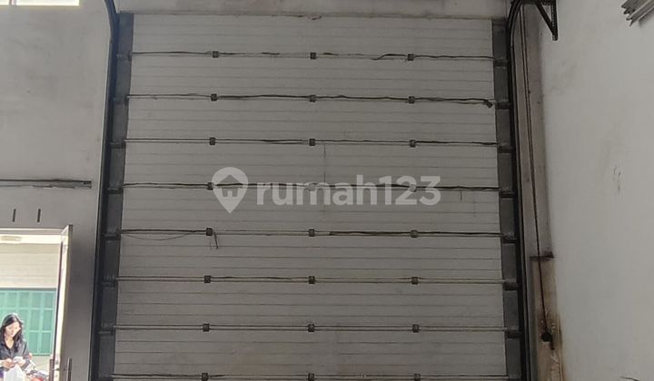 For Rent Warehouse in Bizpak Daan Mogot 216.0 m²
