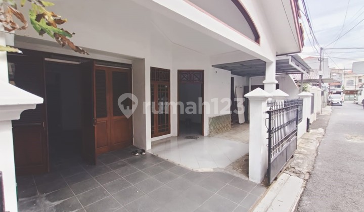 Rumah Siap Huni di Tebet Barat Akses Jalan 2 Mobil Lingkungan Nyaman 2