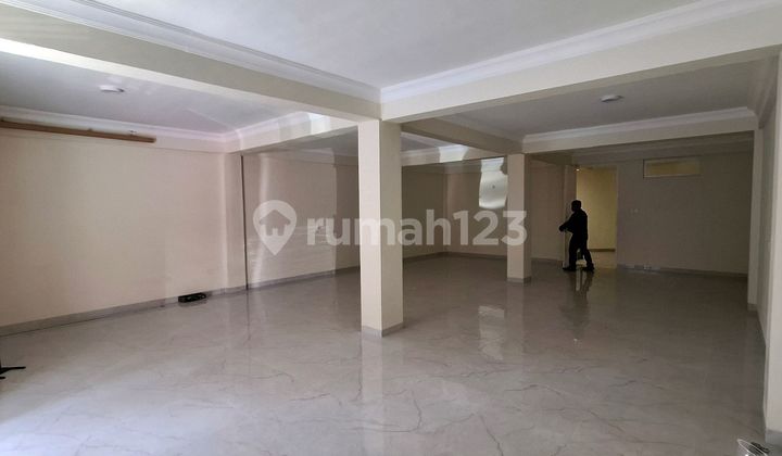 For Rent Shop Suitable For Cafe/Restaurant 2