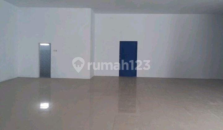 For Rent: Nice Warehouse & Ready to Occupy Main Road