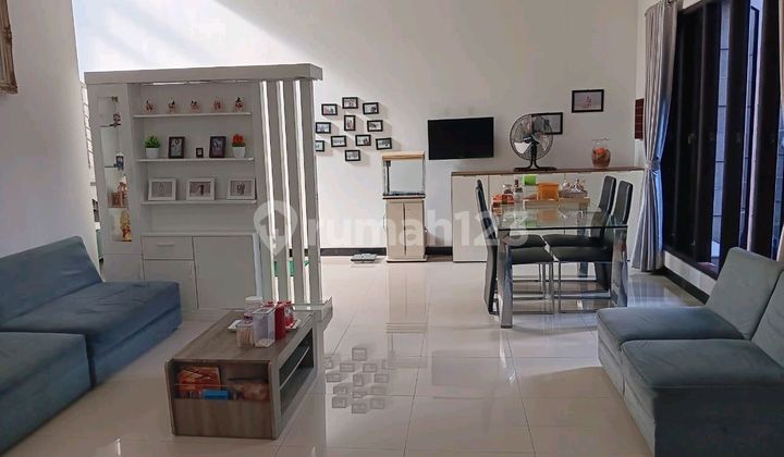 For Sale Nice House Taman Cipto