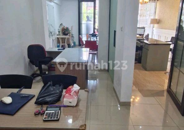 Good Shop House for Sale in Garuda 2
