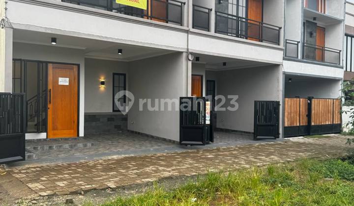 Rumah Di Tanah Baru Beji Depok Free Notaris, Bphtb Dan Surat² Rumah Di Tanah Baru Beji Depok Free Notaris, Bphtb Dan Surat²