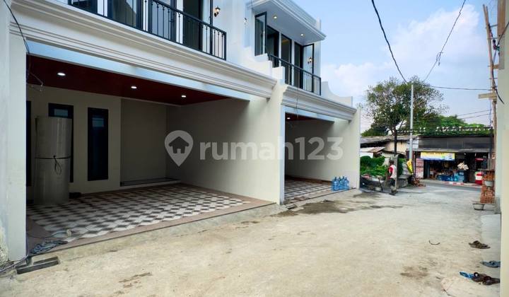 Cluster House in Jagakarsa Near Lenteng Agung Station