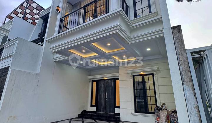 Jagakarsa Cluster House with Highway Access 2