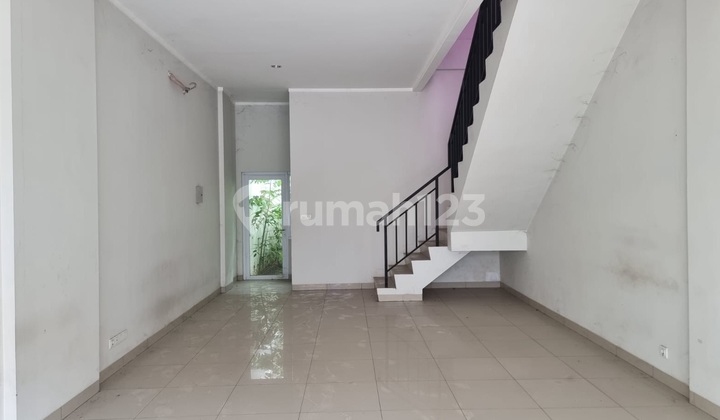 2-Story Shop House Facing East 1